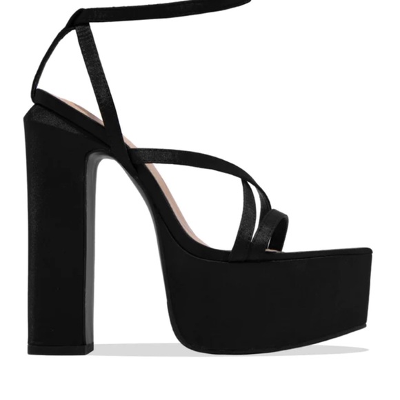 Black high heel platform shoes - Picture 3 of 3